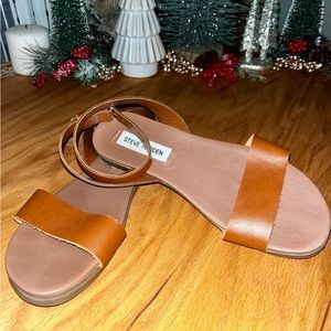 Steve Madden sandals